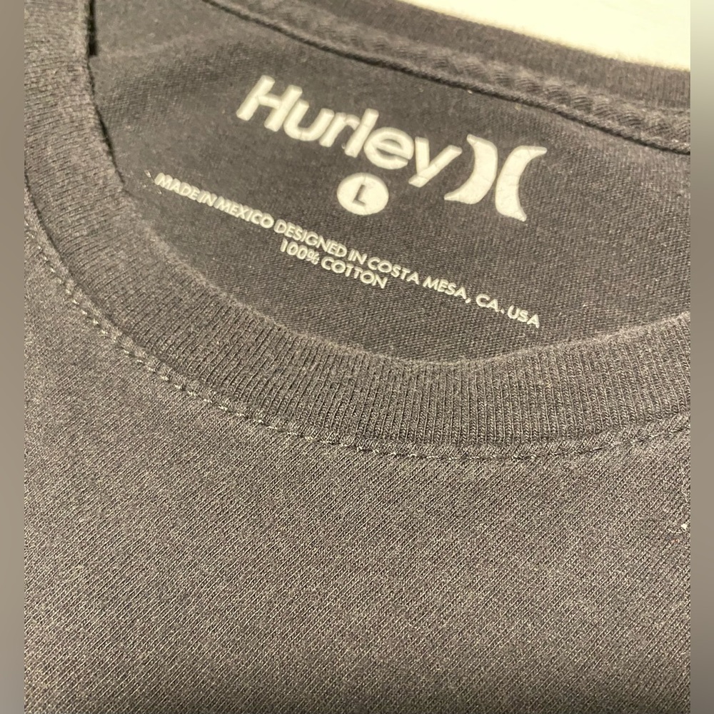 Hurley Men’s T-Shirt. Size Large. - Picture 5 of 5